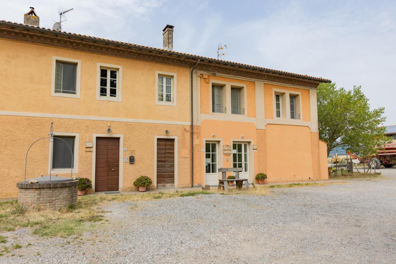 Agriturismo La Valle Della Lavanda - Podere Mezzastrada Fauglia Eksteriør billede