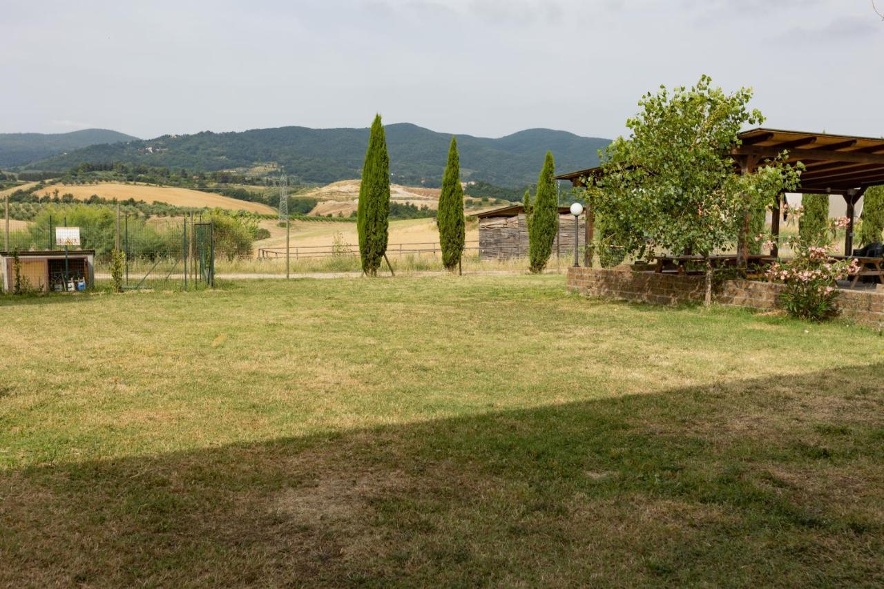 Agriturismo La Valle Della Lavanda - Podere Mezzastrada Fauglia Eksteriør billede
