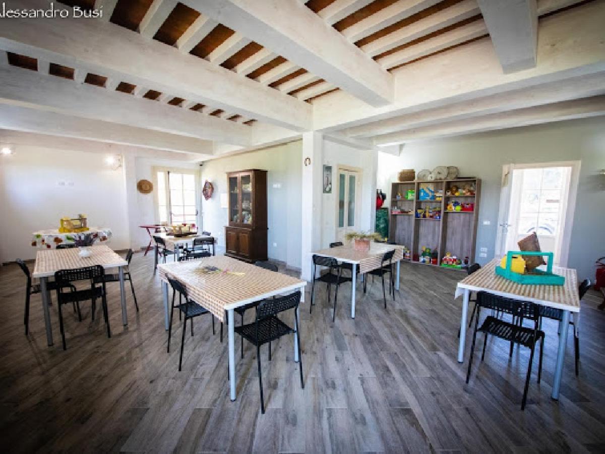Agriturismo La Valle Della Lavanda - Podere Mezzastrada Fauglia Eksteriør billede